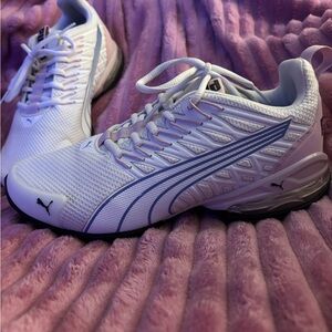 Puma White and Pink Sneakers